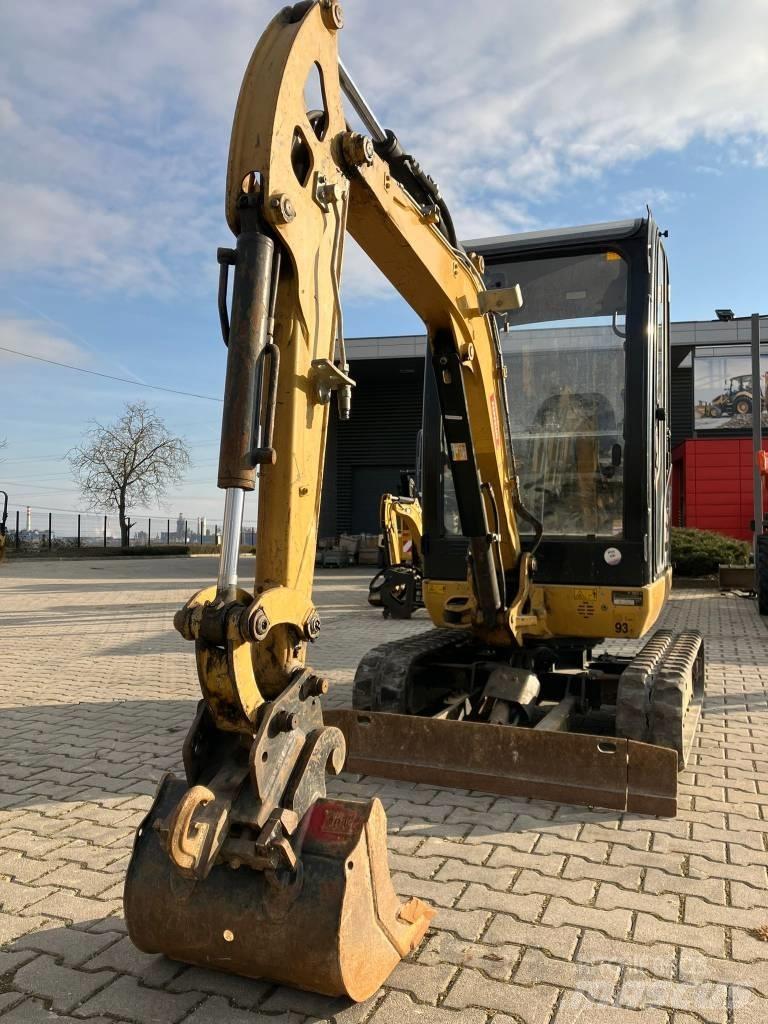 CAT 301.7 D Mini pelle < 7t