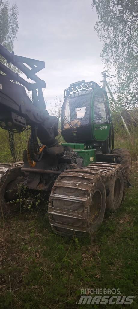 John Deere 1270 E Abatteuse