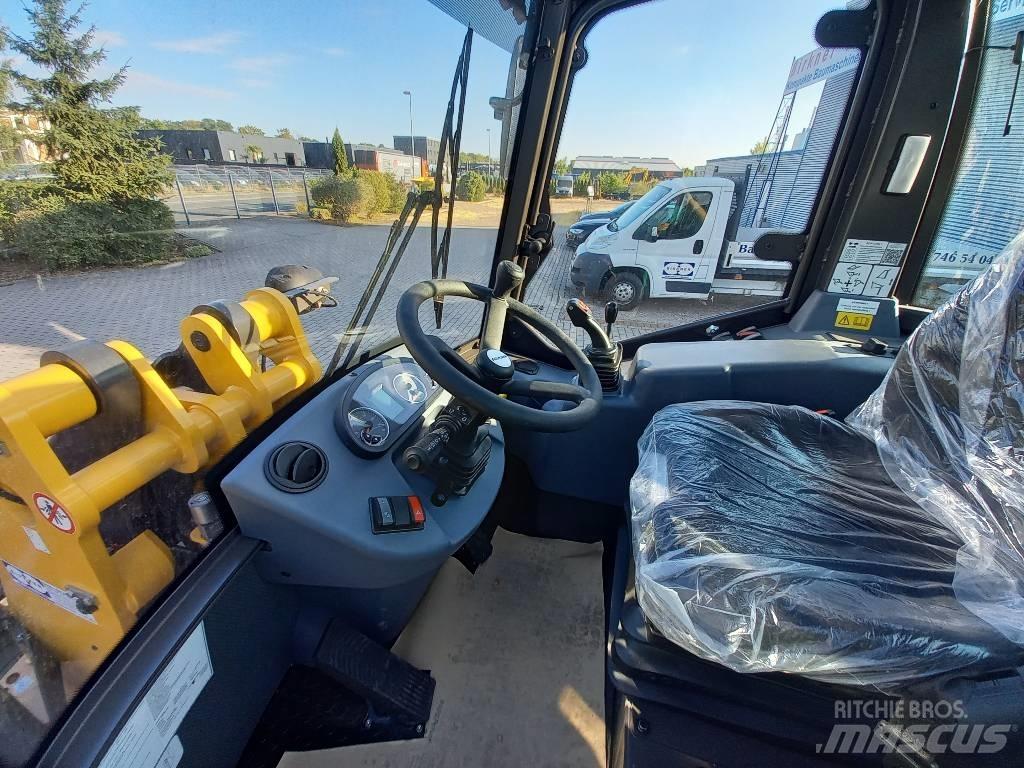 Mecalac AX 1000 Chargeuse sur pneus