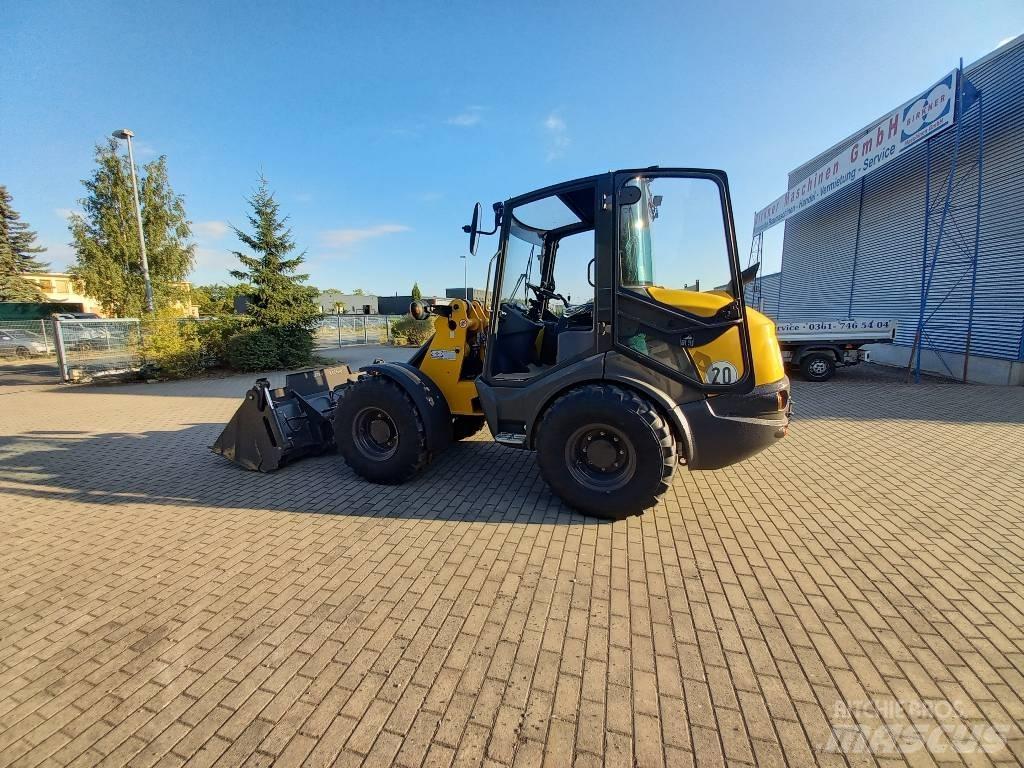 Mecalac AX 1000 Chargeuse sur pneus