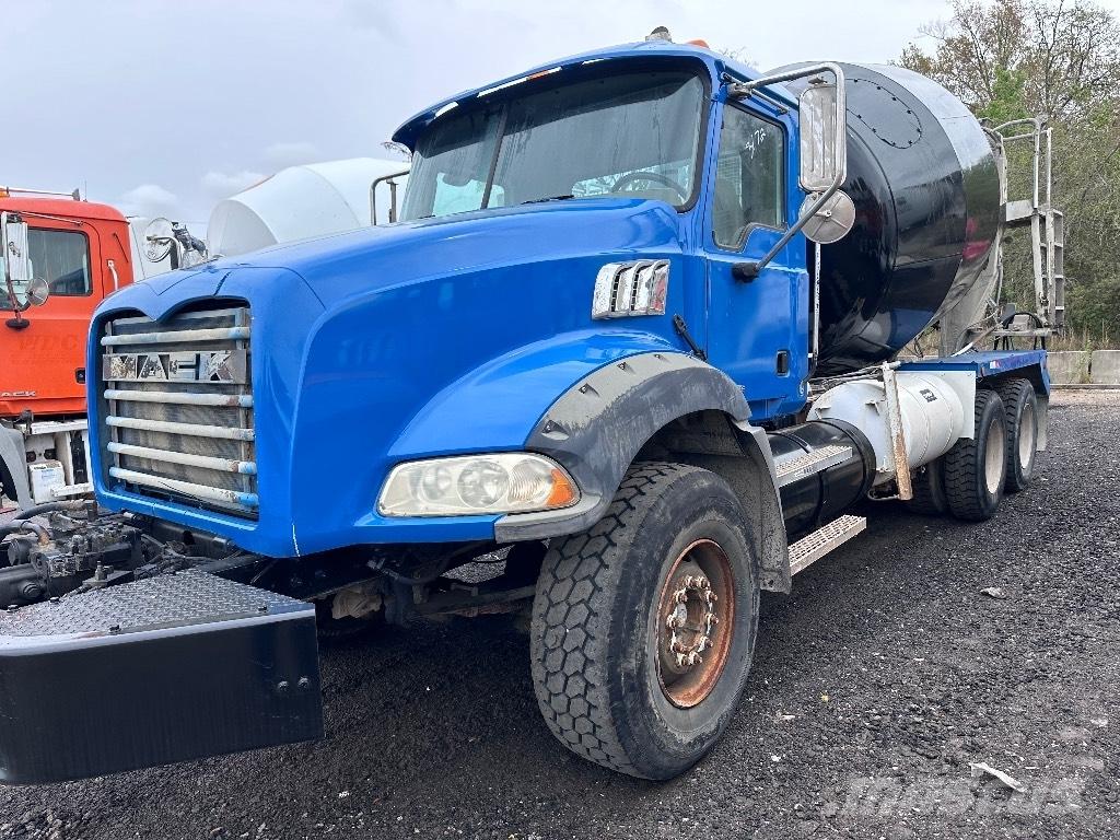 Mack CTP 713 B Autre camion