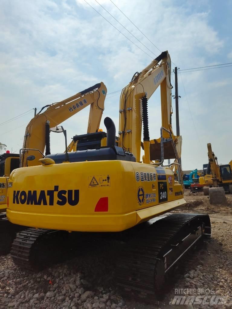 Komatsu PC 240 Pelle sur chenilles