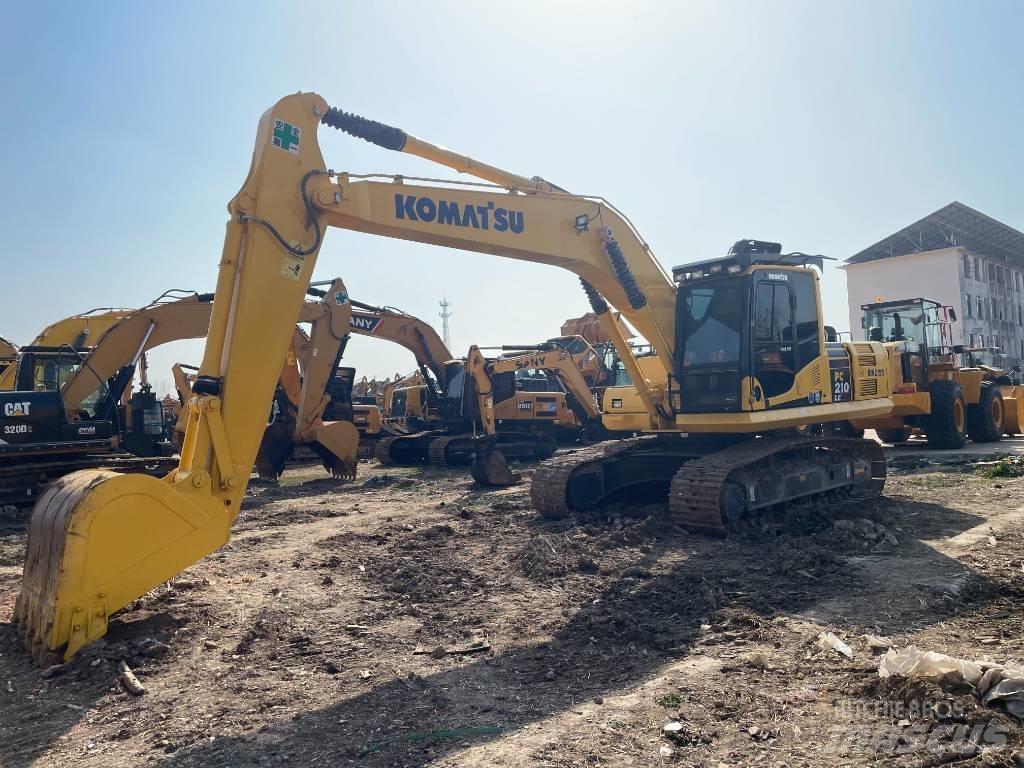 Komatsu 210 Pelle sur chenilles