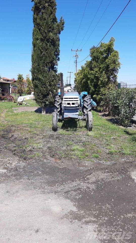 Mitsubishi 3250 Tracteur