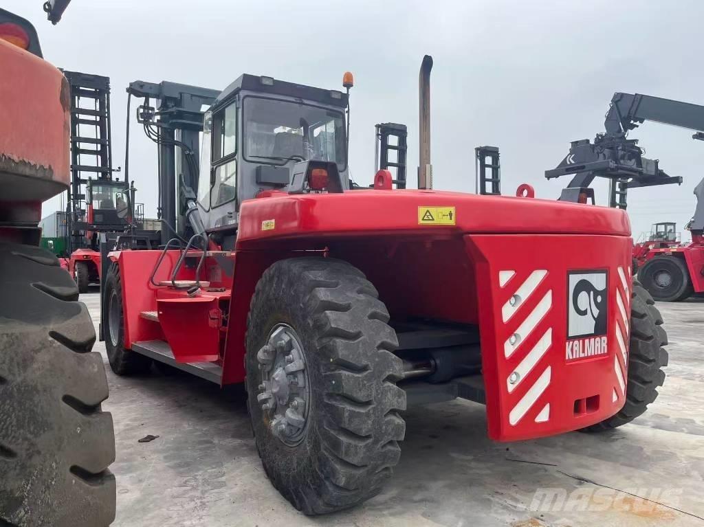 Kalmar DCF 300-12 Chariots diesel