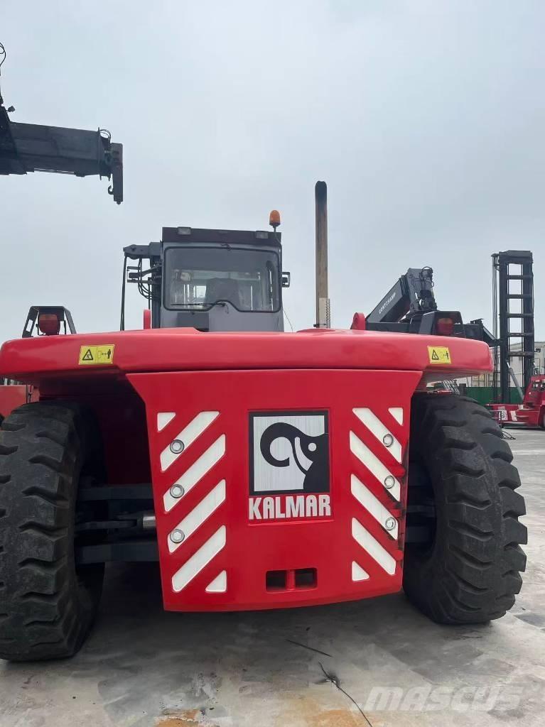 Kalmar DCF 300-12 Chariots diesel