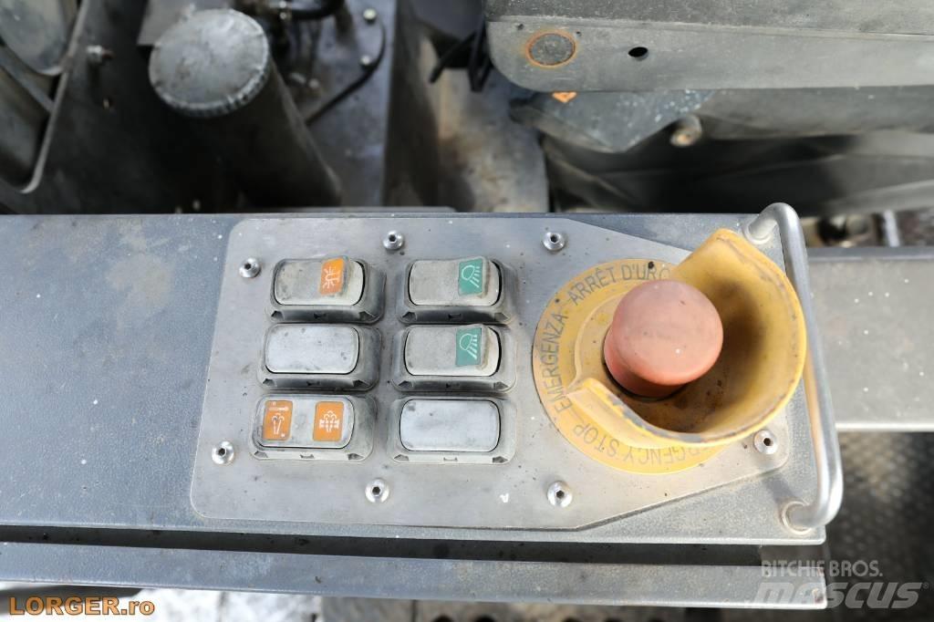 Volvo P 7820 C ABG Finisseur