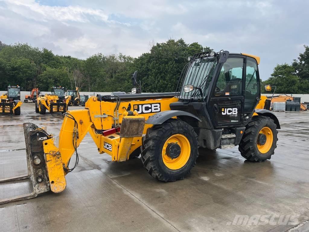 JCB 540-140 Chariot télescopique