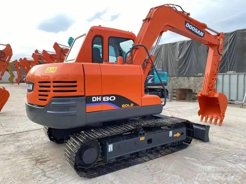 Doosan DH80 Pelle sur chenilles