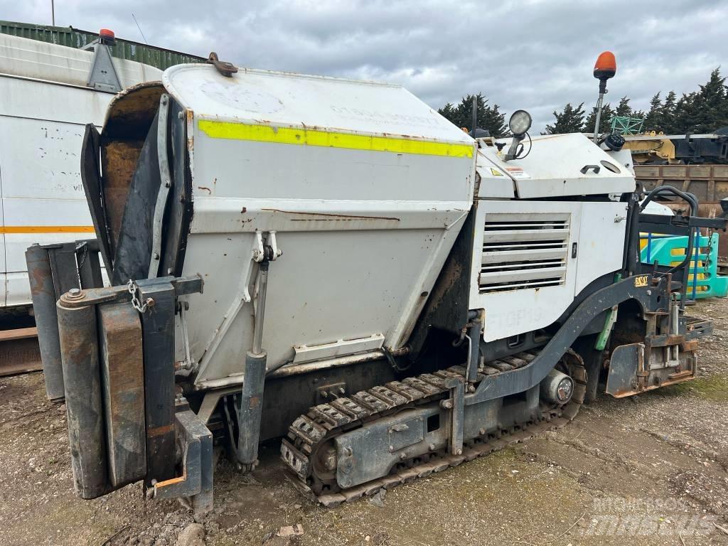 Bomag BF 223 C Finisseur