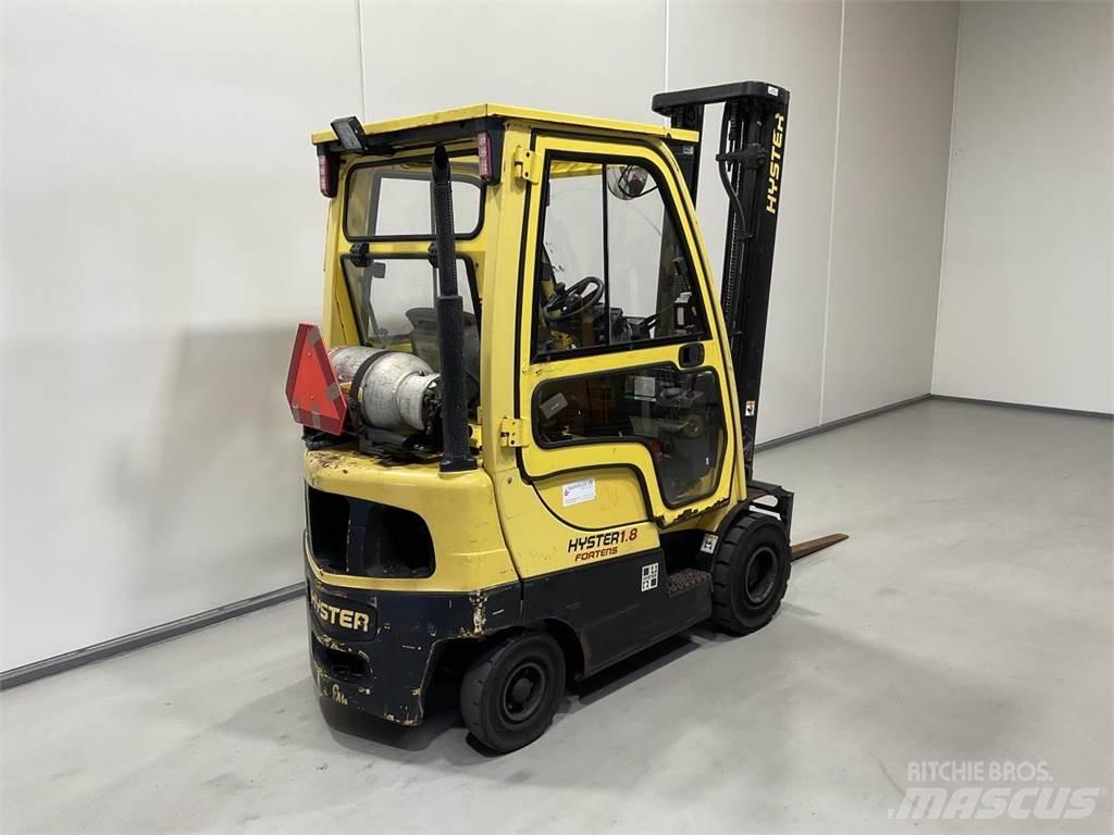 Hyster 1.8FT Chariots GPL