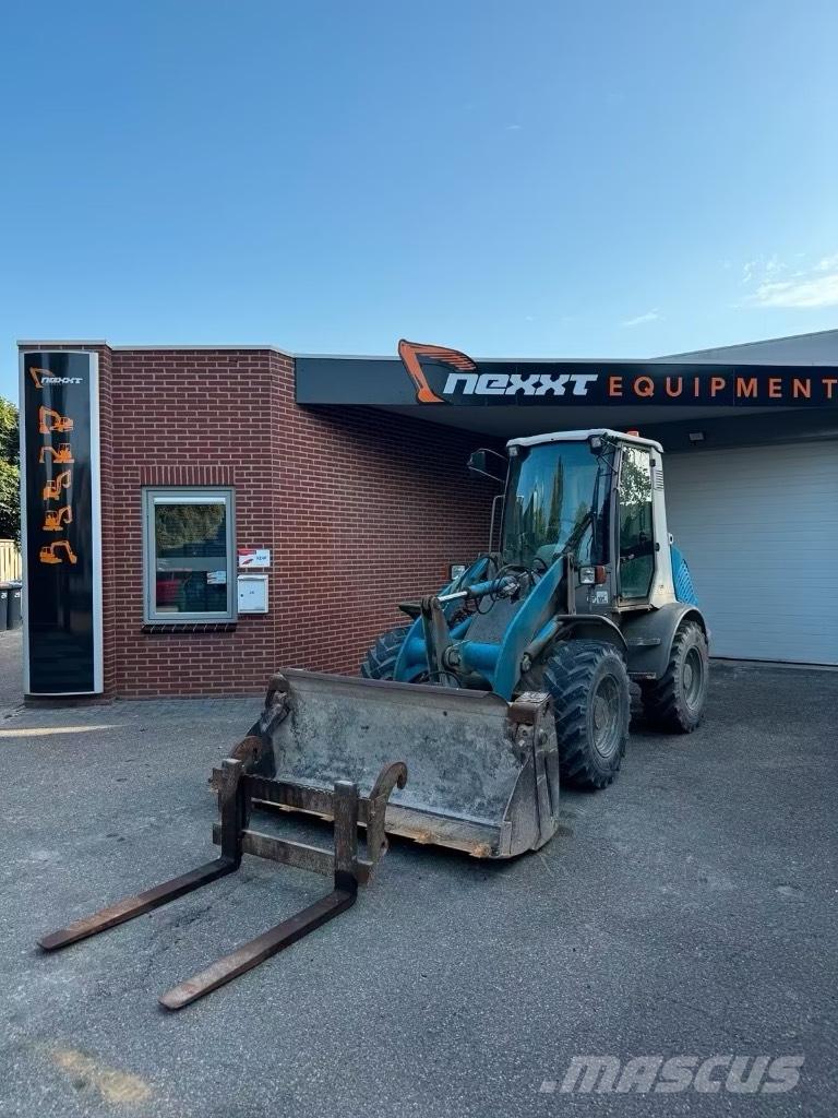 Atlas AR 65 Chargeuse sur pneus