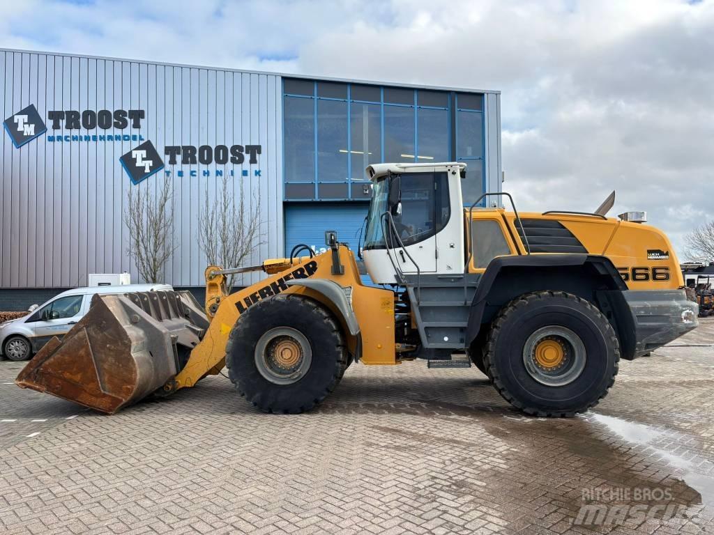 Liebherr L 566 Chargeuse sur pneus