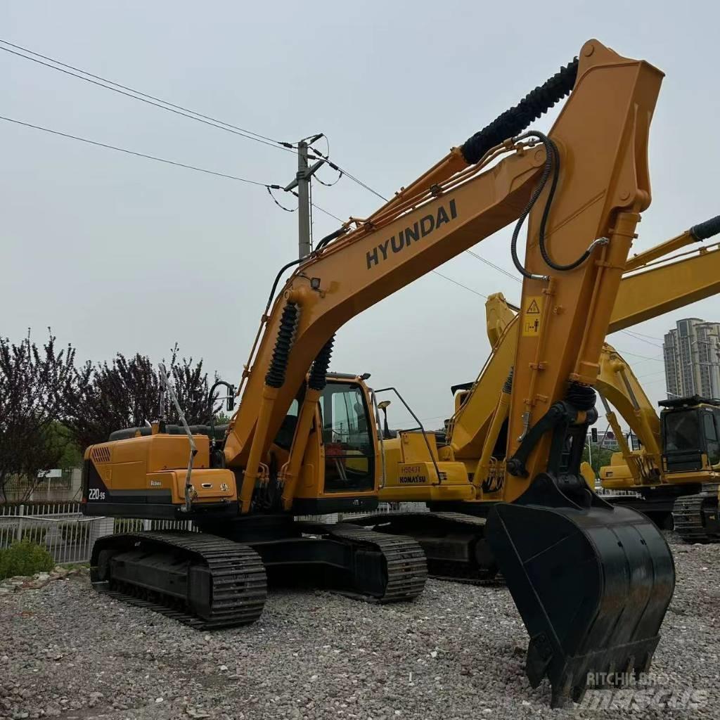 Hyundai 220-9s Pelle sur chenilles