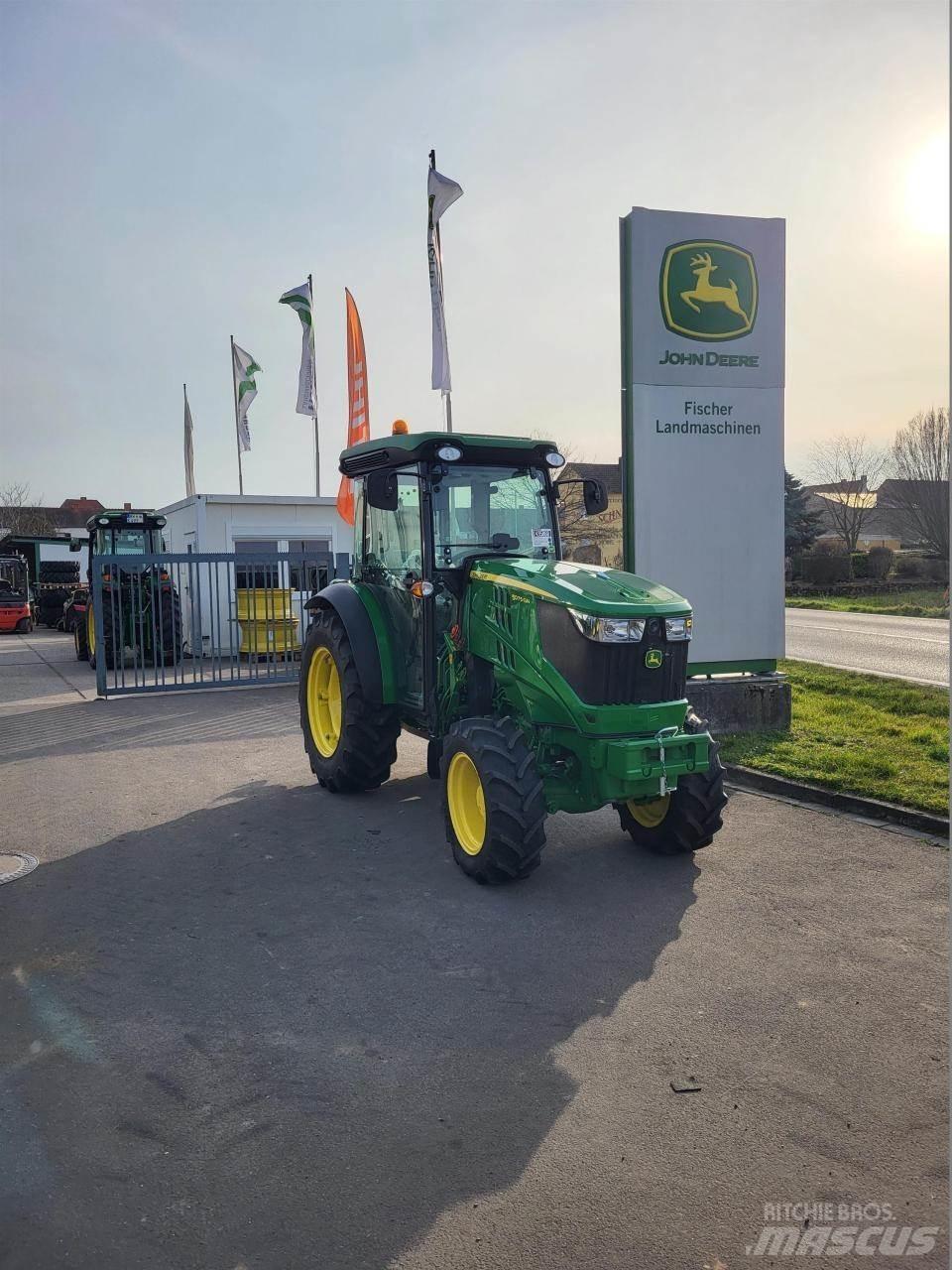 John Deere 5075GN Tracteur