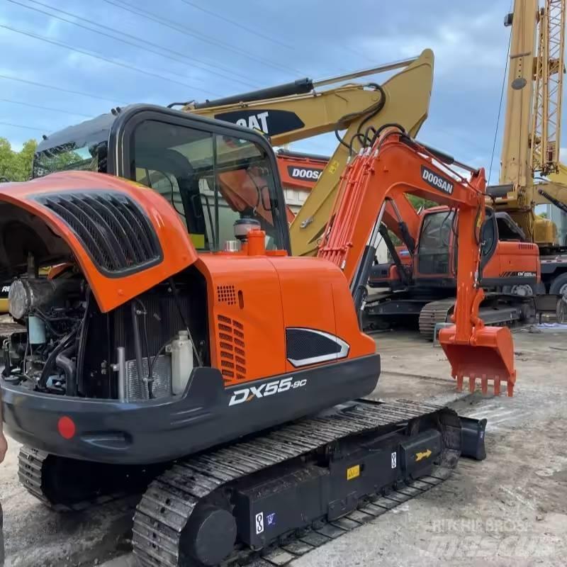 Doosan DX55 Pelle sur chenilles