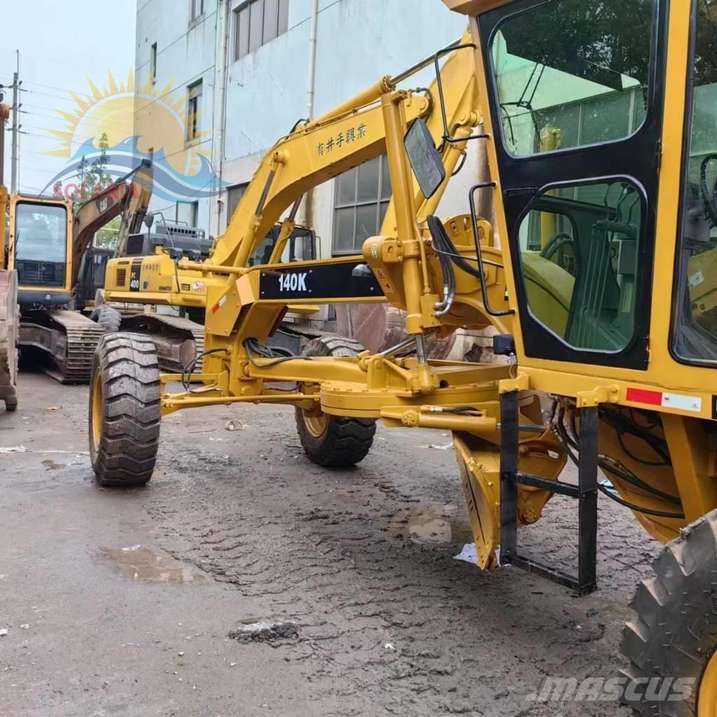 CAT 140 K Niveleuse