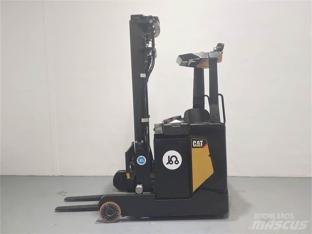 CAT NR16N2C Chariot à mât rétractable