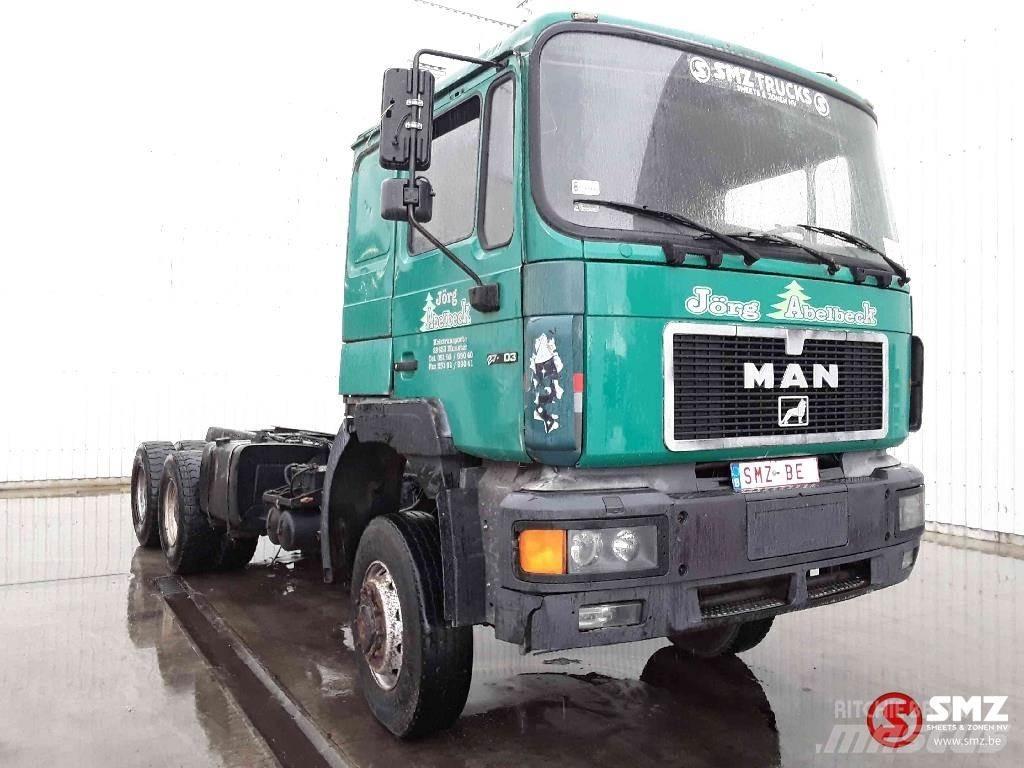 MAN 27.403 6x6 Châssis cabine