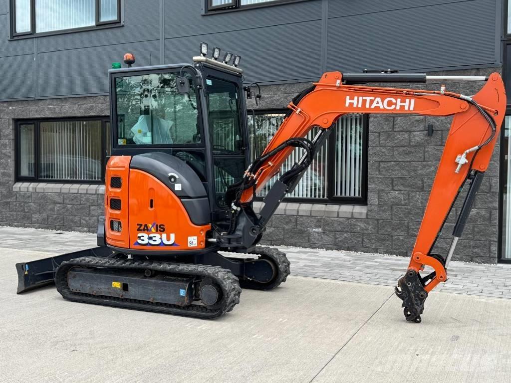 Hitachi ZX 33 U-6CLR Mini pelle < 7t