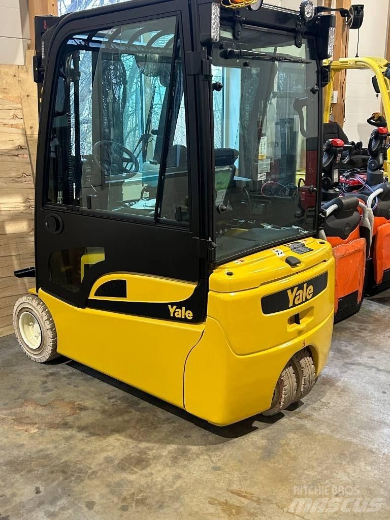 Yale ERP 20 VT Chariots élévateurs électriques