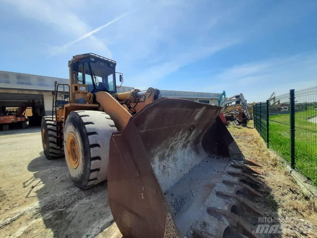 Komatsu WA500 Chargeuse sur pneus