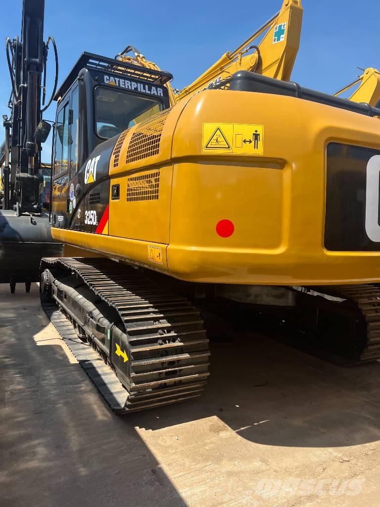 CAT 325D Pelle sur chenilles