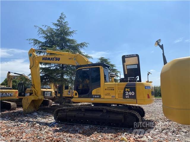 Komatsu PC240-8 Pelle sur chenilles