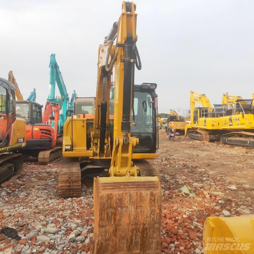 CAT 307 D Pelle sur chenilles