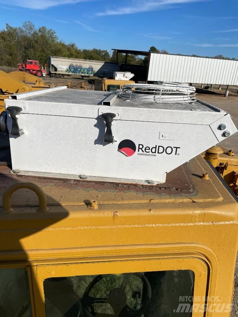 CAT 621 B Scraper