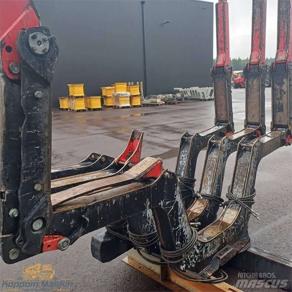 Komatsu 895 Autres accessoires pour matériel forestier