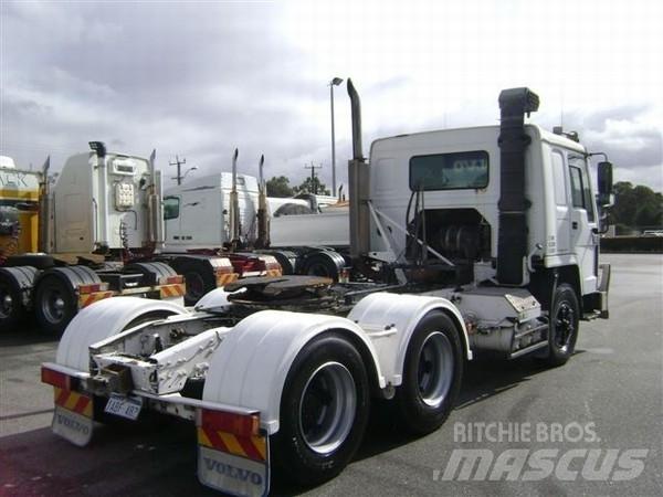 Volvo FL10 Tracteur routier