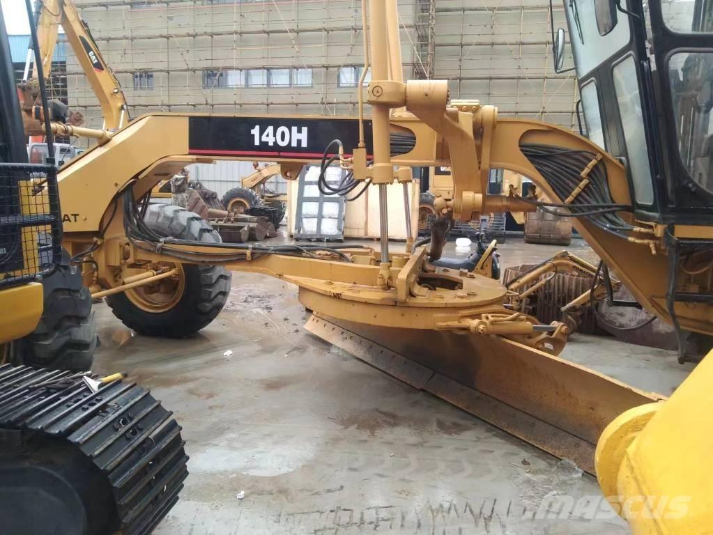 CAT 140 H Niveleuse