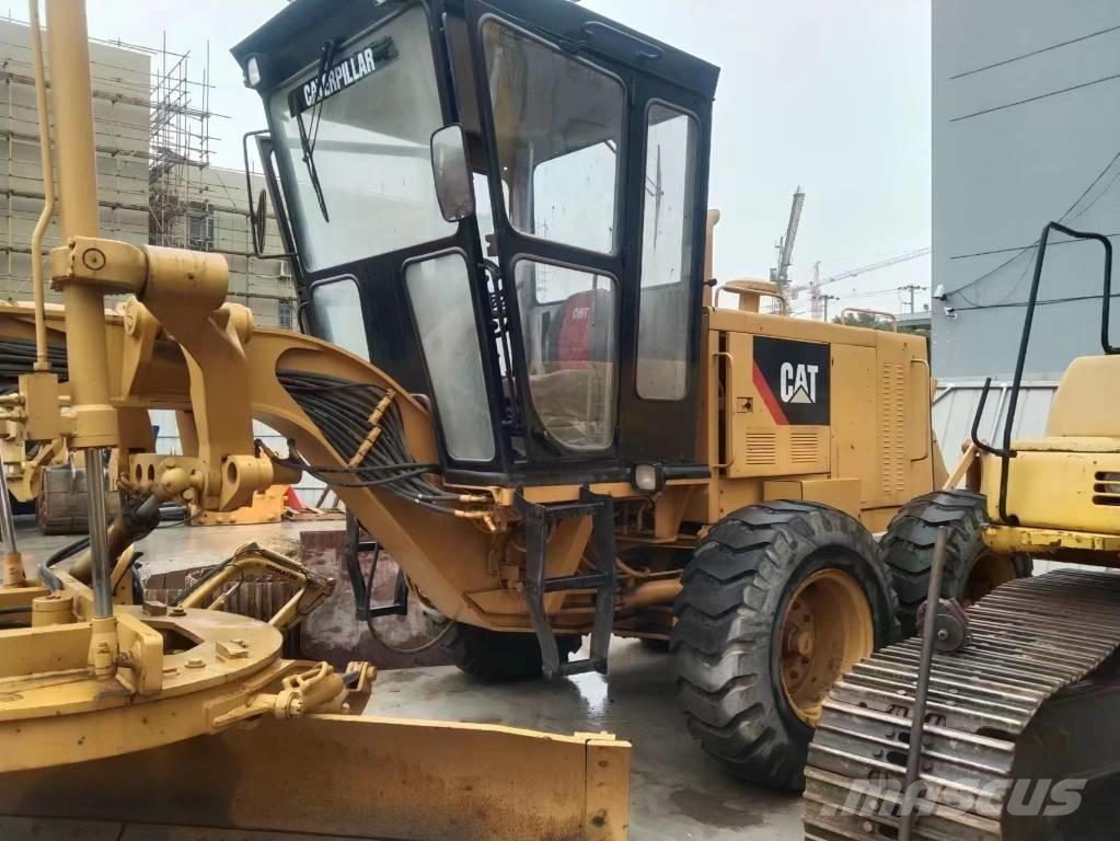 CAT 140 H Niveleuse