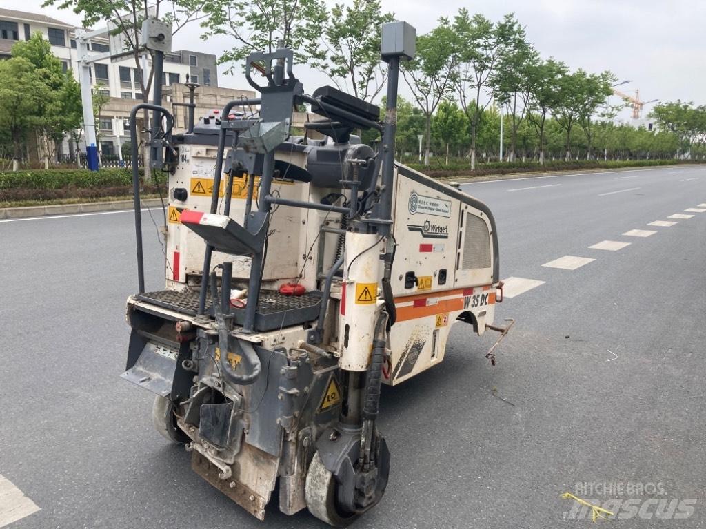 Wirtgen W35DC Fraiseuse à froid