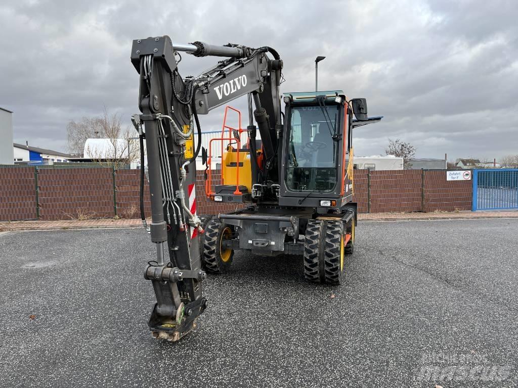 Volvo EWR130E Pelle sur pneus