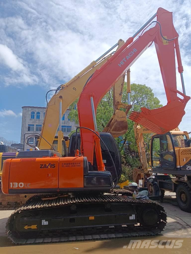 Hitachi ZX130LC Pelle sur chenilles