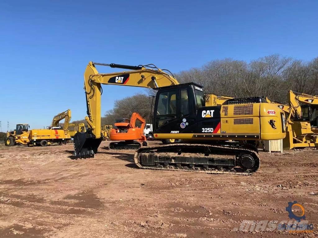 CAT 325D Pelle sur chenilles