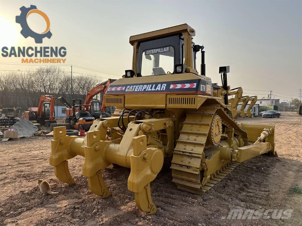 CAT D 7 R Bouteurs sur chenilles