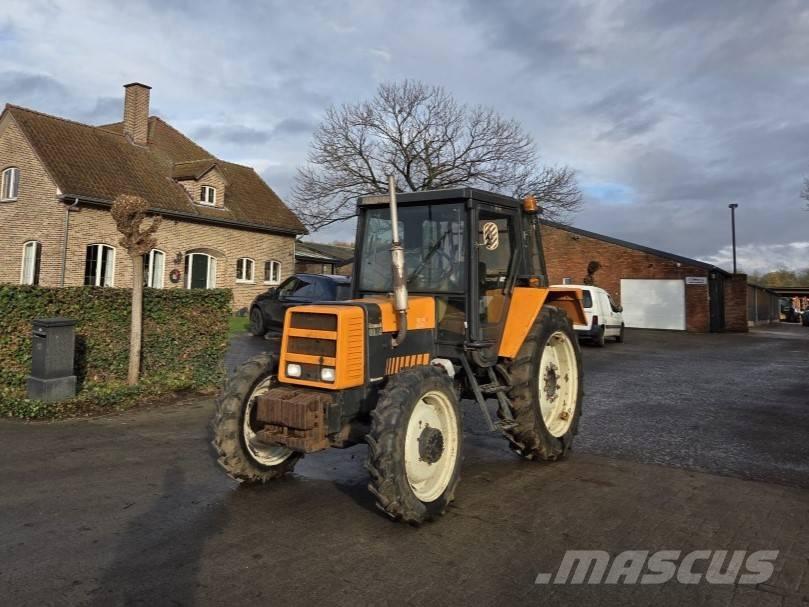 Renault 68-14RS Tracteur