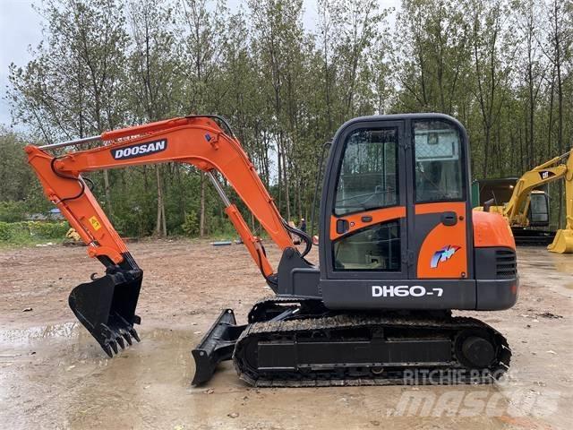 Doosan DH 60-7 Mini pelle < 7t