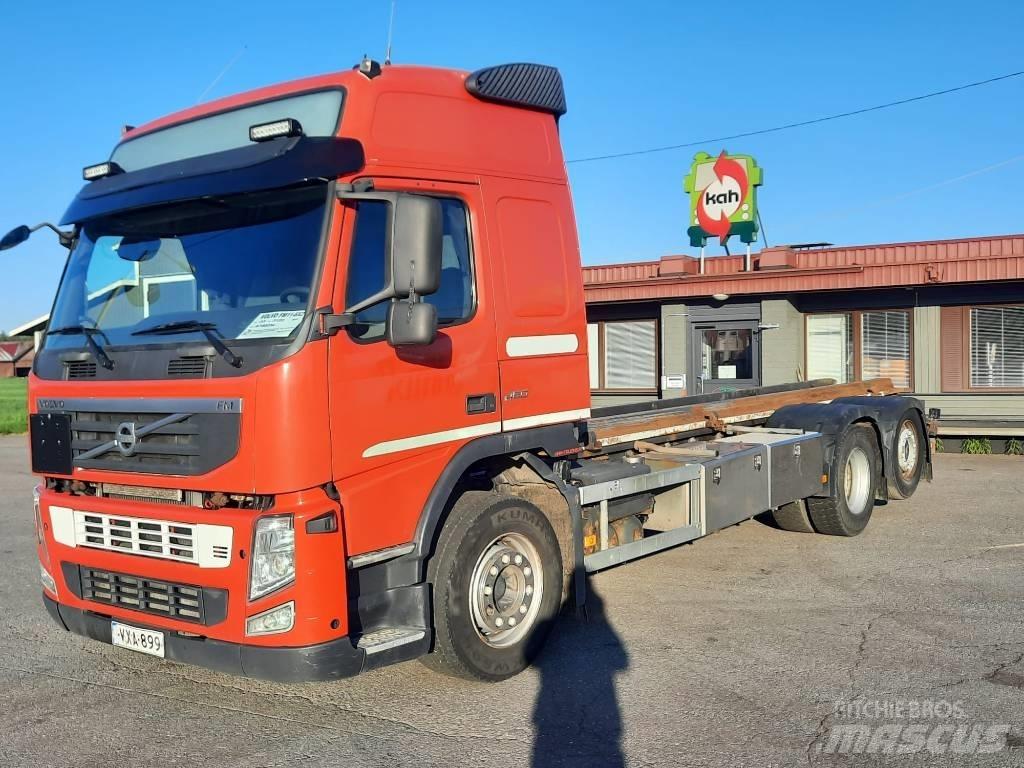Volvo FM-11 Camion porte container