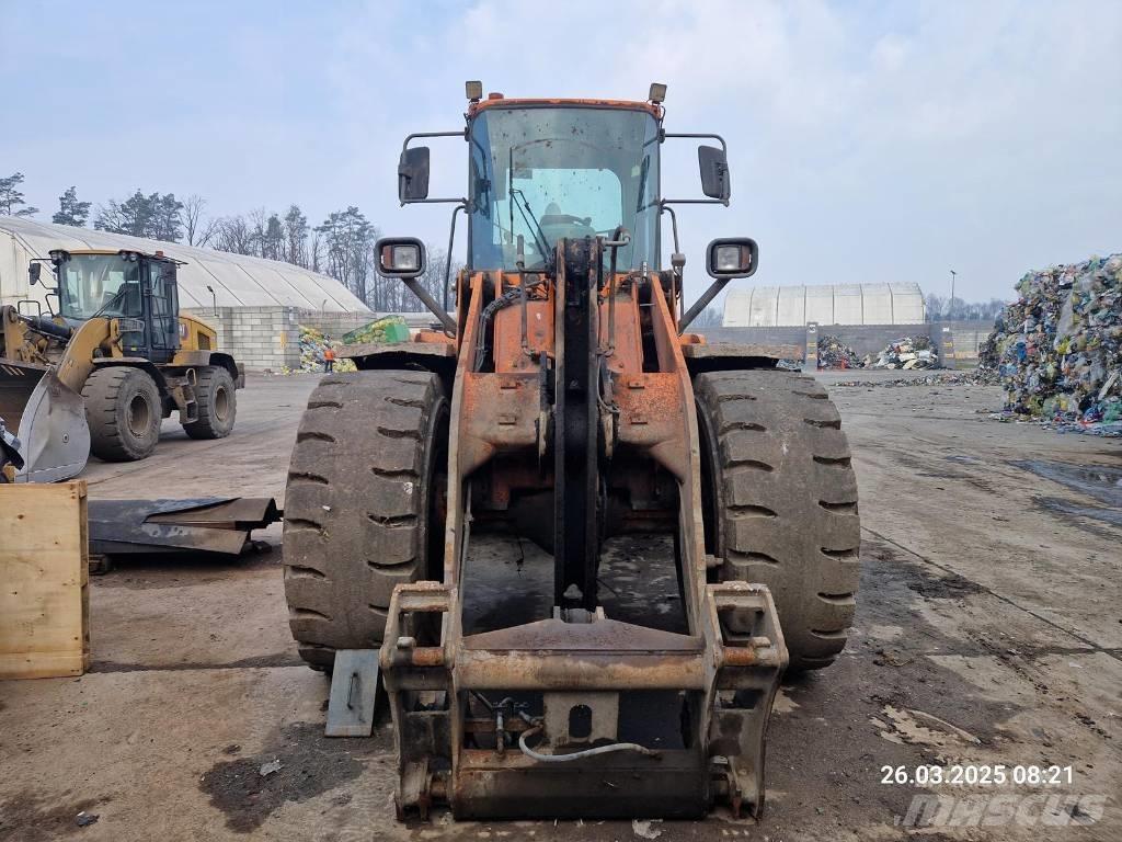 Doosan DL 250 Chargeuse sur pneus