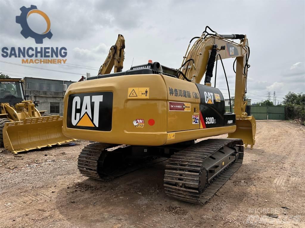 CAT 320 D 2 L Pelle sur chenilles