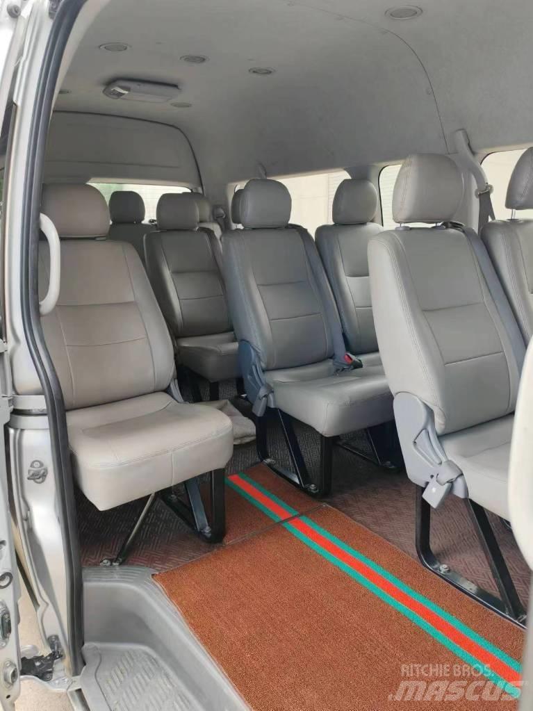 Toyota Coaster Autobus interurbain