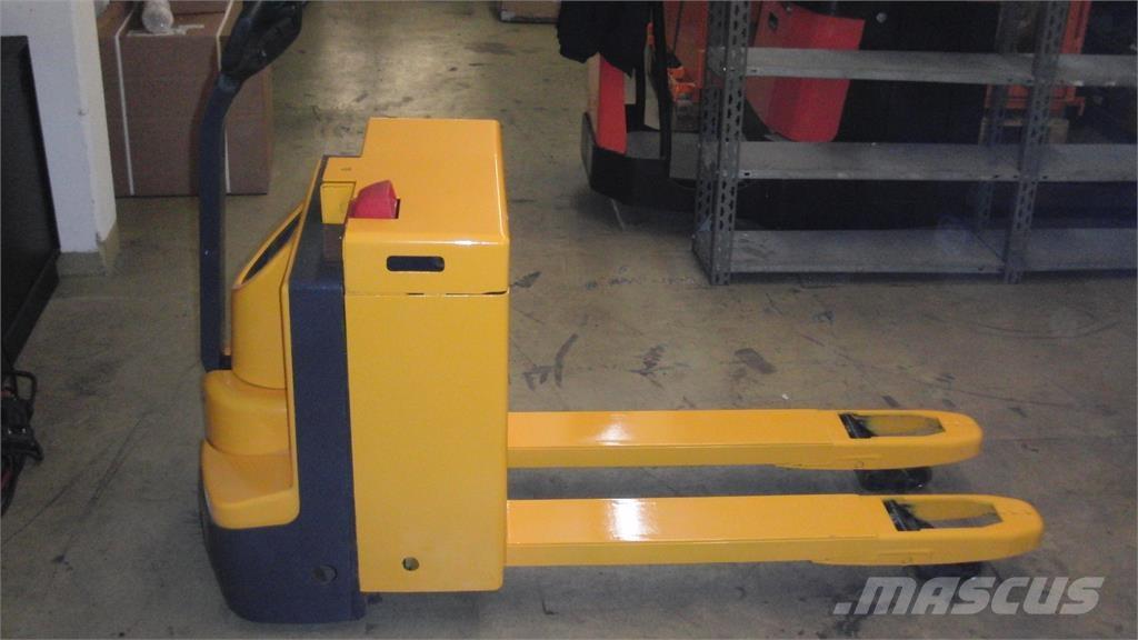 Jungheinrich ELE16 Gerbeur accompagnant