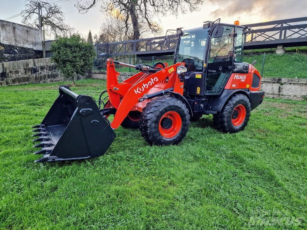 Kubota R 065 Chargeuse sur pneus