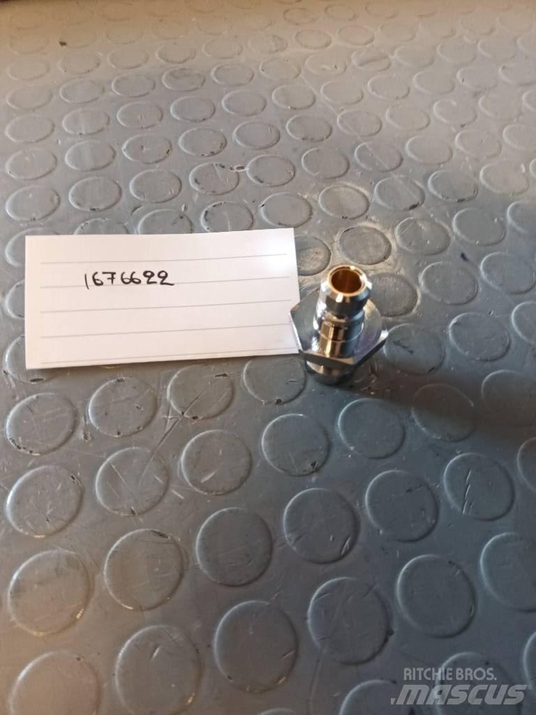 Volvo NIPPLE 1676622 Transport - Autres