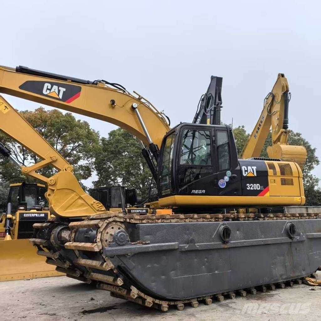 CAT 320 D Pelles amphibies