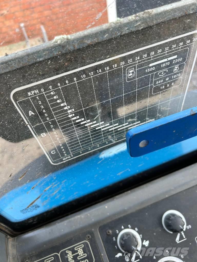 New Holland 8360 Tracteur